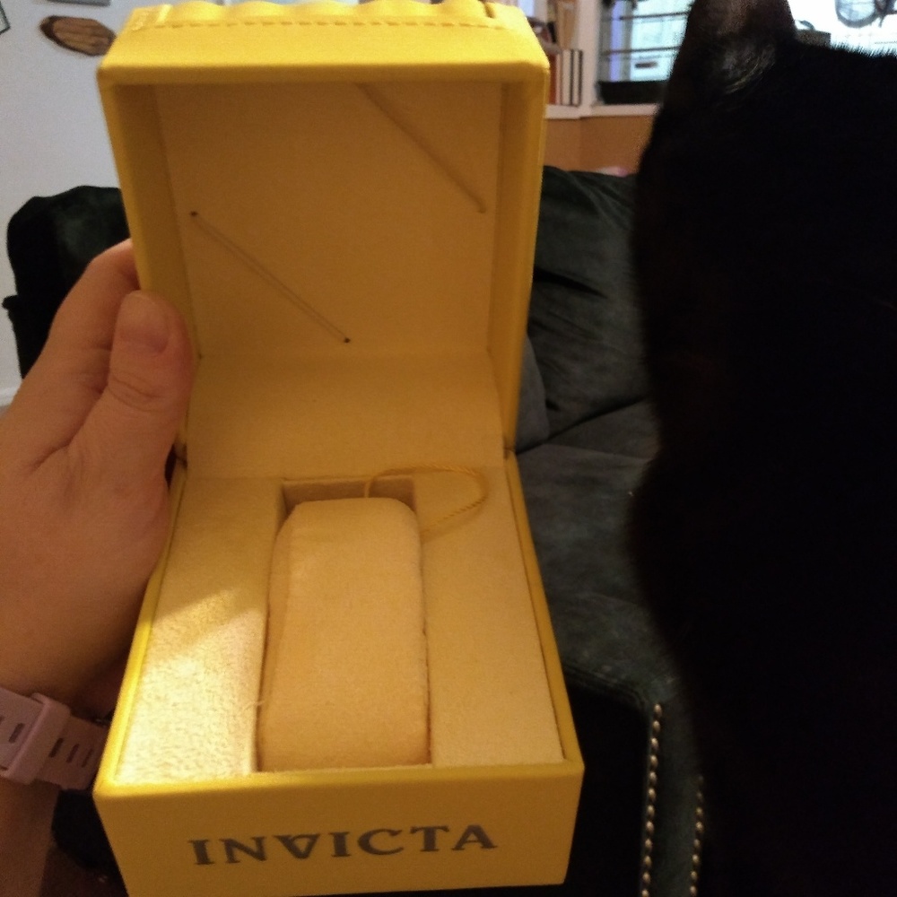Invicta Watch Box - Picture 2 of 3